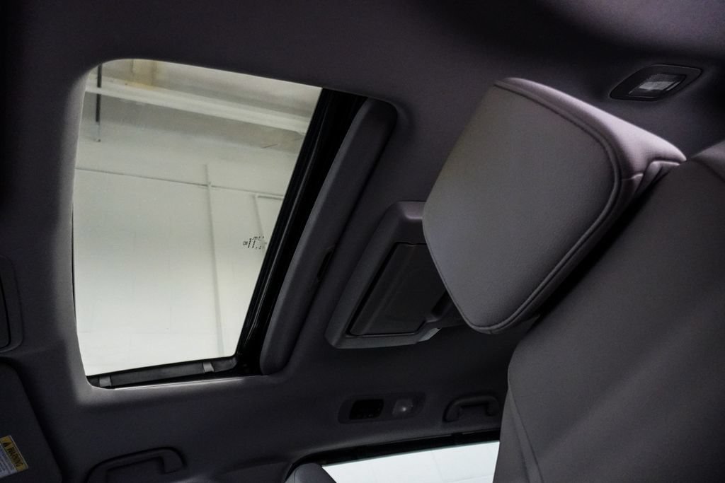 Used 2022 Honda Odyssey Touring image 8