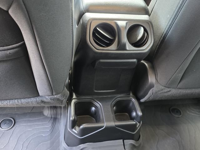 Used 2023 Jeep Wrangler Willys image 10