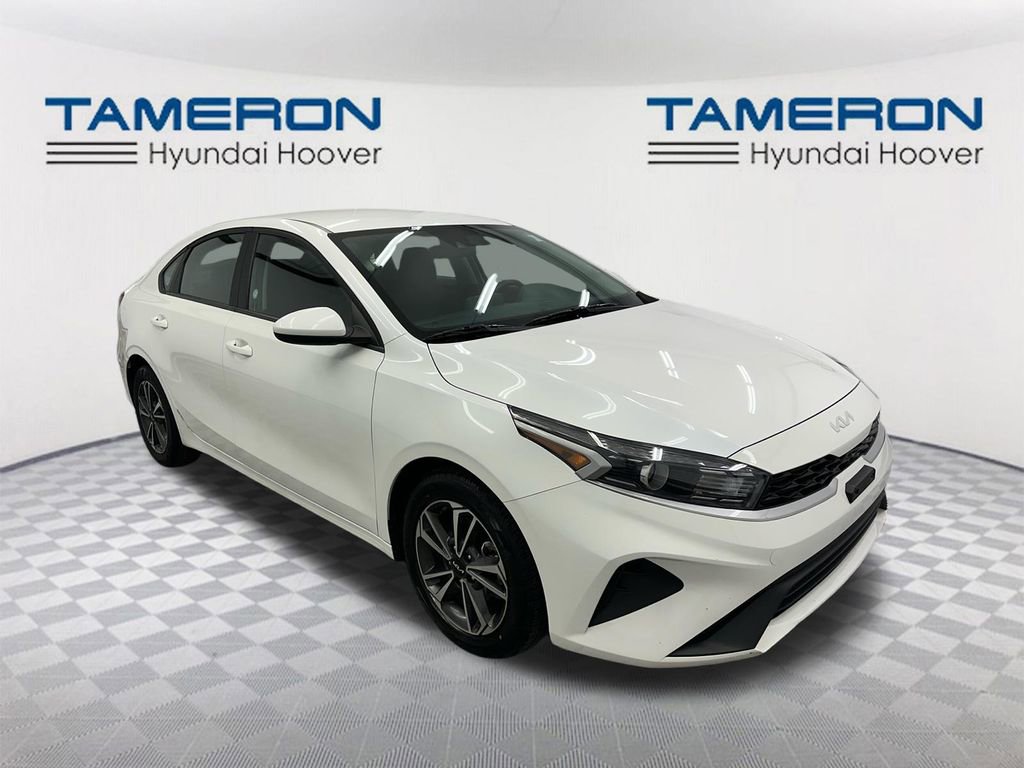 Used 2024 Kia Forte LXS image 7