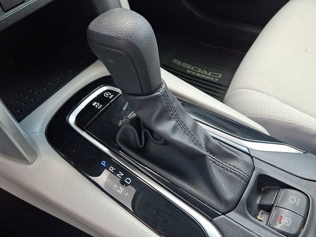 Used 2022 Toyota Corolla Cross L AWD/4WD image 20