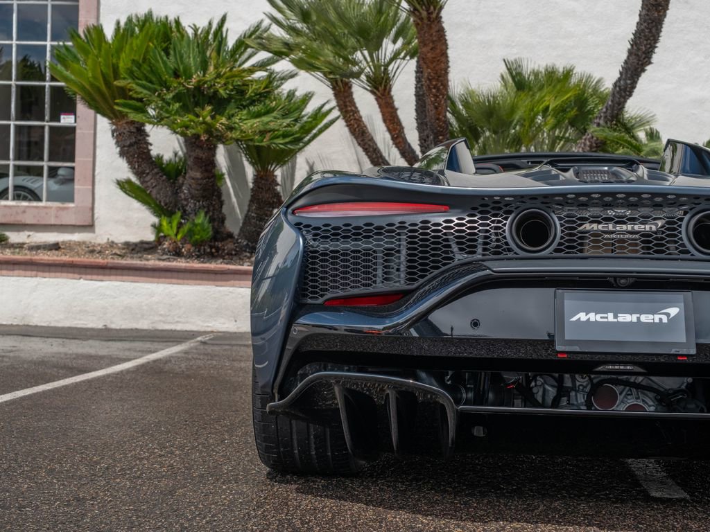New 2026 McLaren Artura Spider image 34