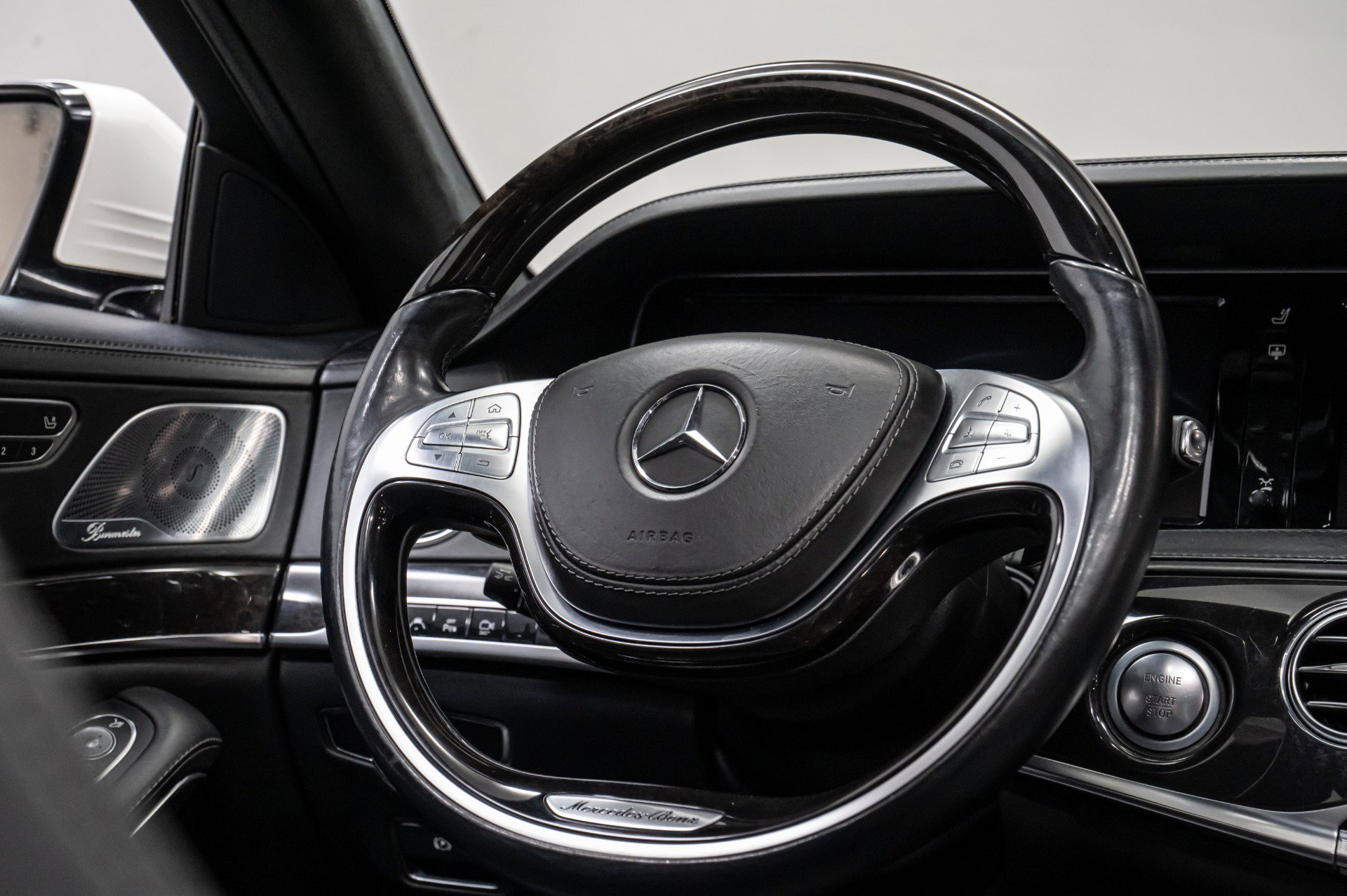 Used 2015 Mercedes-Benz S 63 AMG 4MATIC Sedan w/ Driver Assistance Package image 8