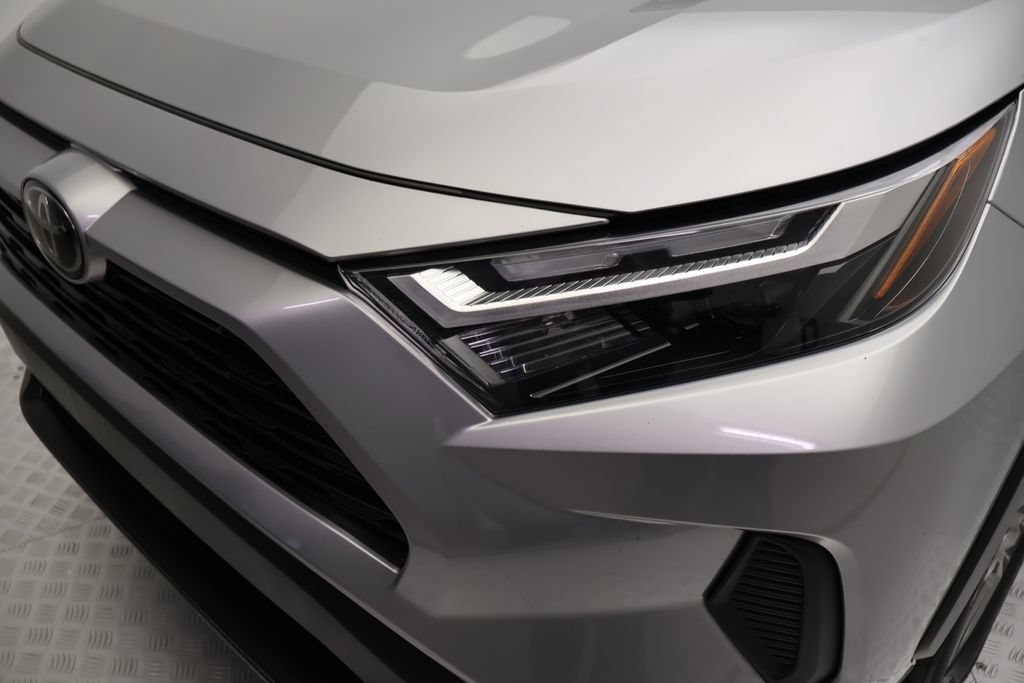 Certified 2023 Toyota RAV4 XLE FWD image 3
