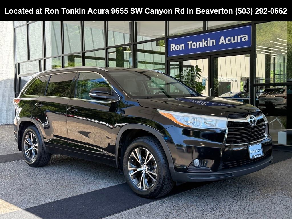 Used 2016 Toyota Highlander XLE