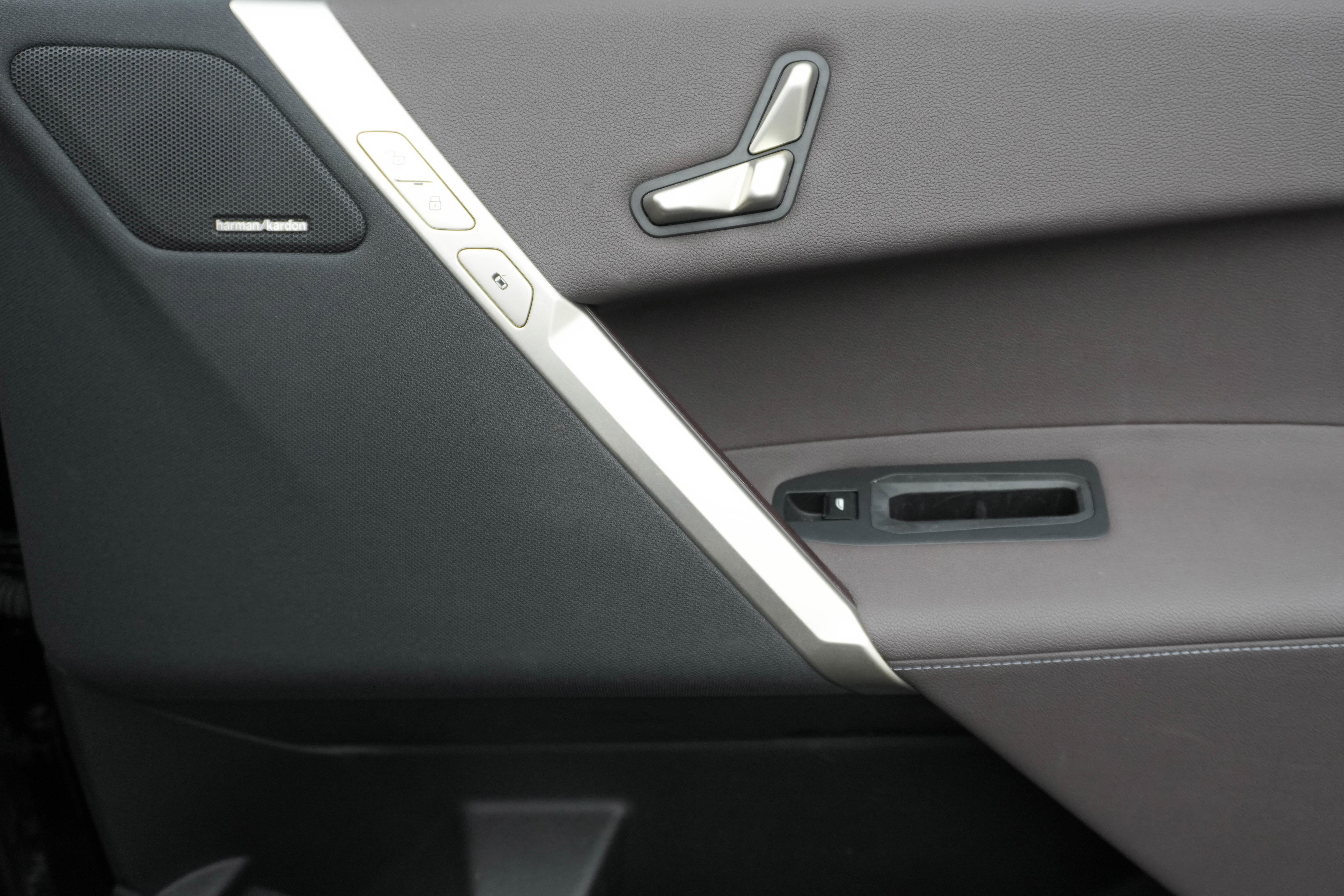 Certified 2023 BMW iX xDrive50 w/ Sport Package image 29