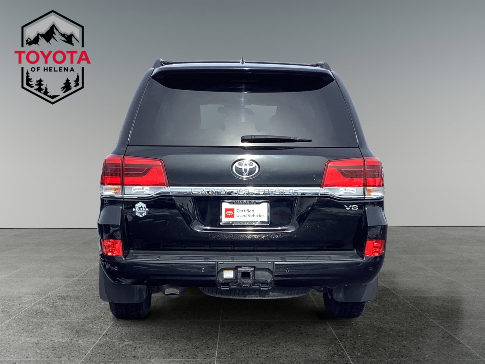 Certified 2018 Toyota Land Cruiser w/ Carpet Mat Package image 4