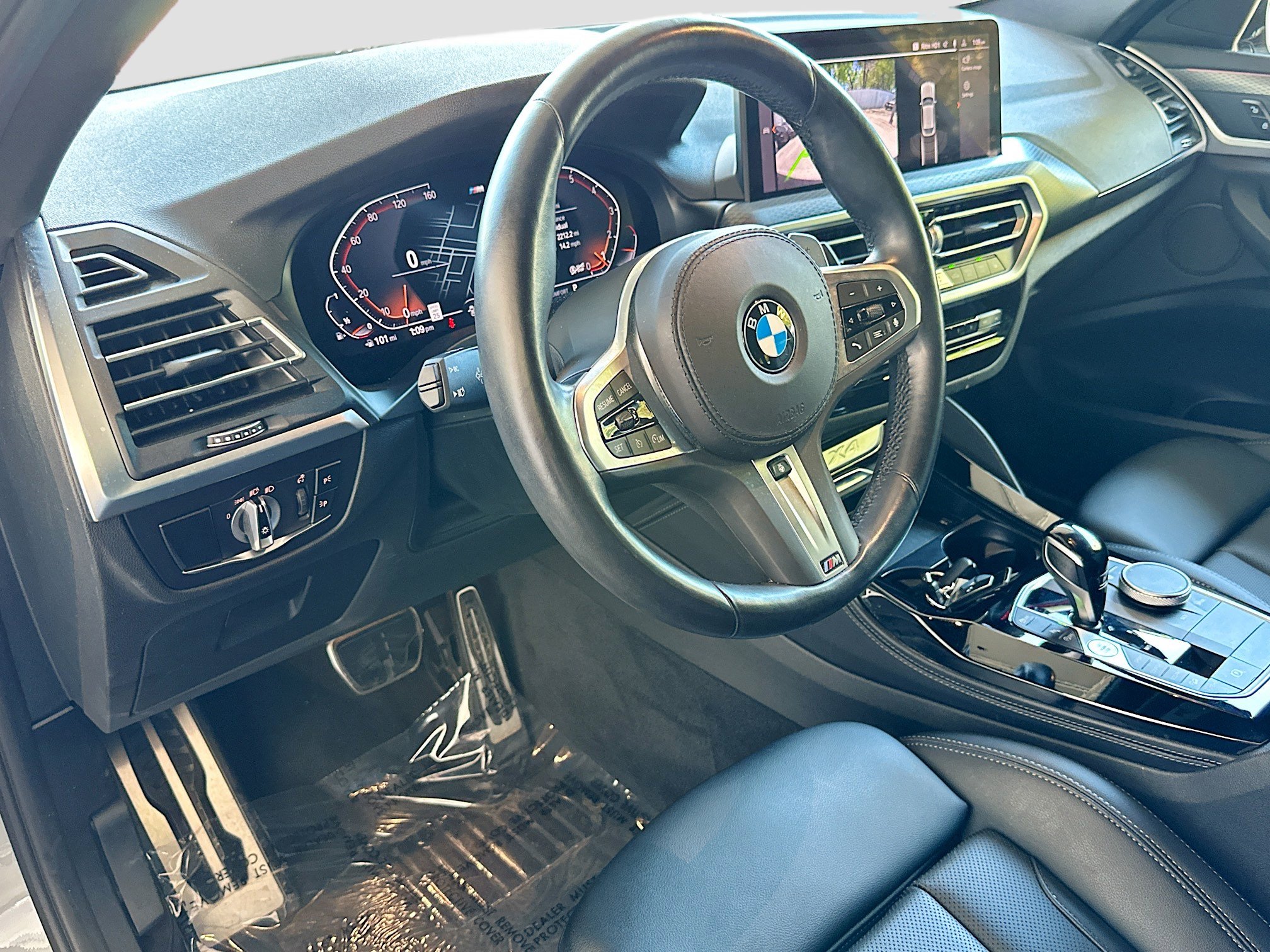 Used 2023 BMW X4 xDrive30i w/ M Sport Package image 9