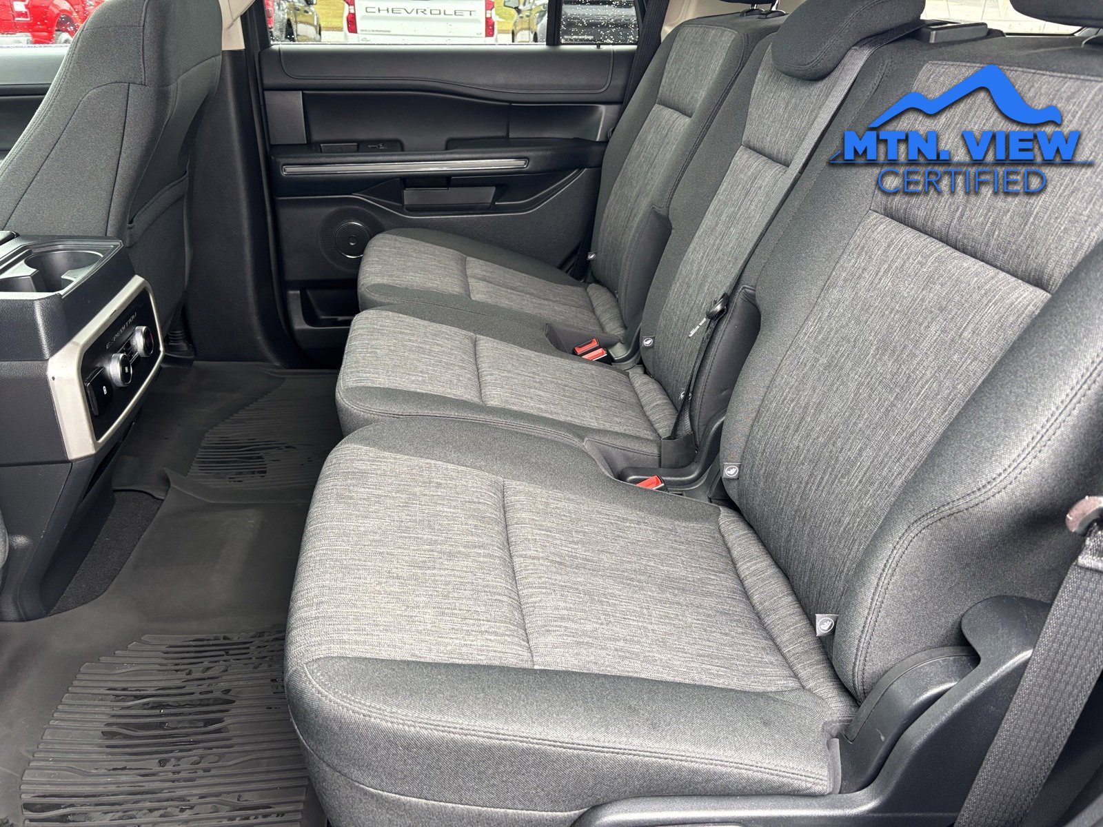 Used 2024 Ford Expedition XLT image 21