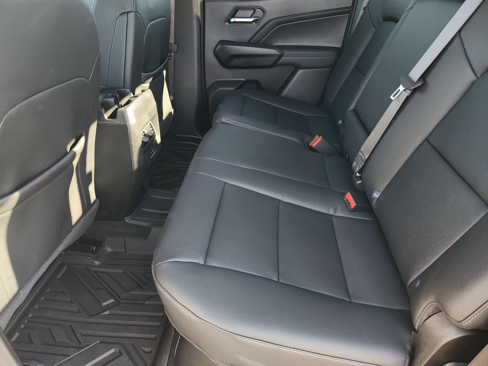 New 2026 GMC Canyon Elevation w/ Convenience Package RWD image 33