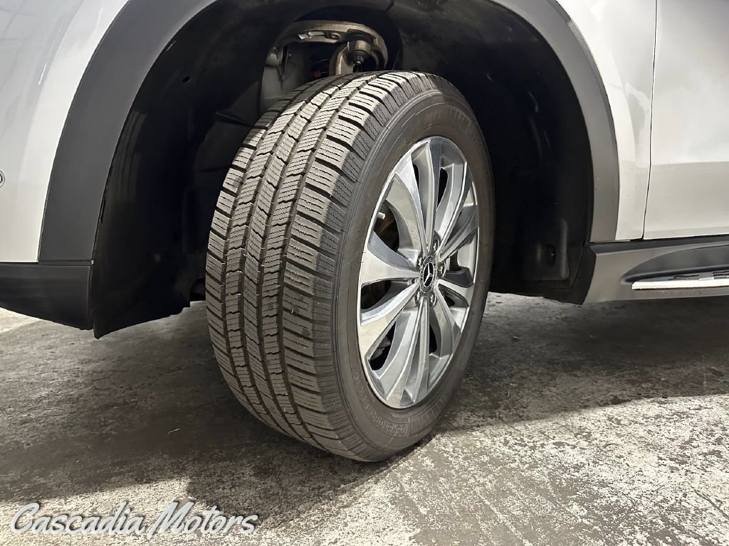 Used 2020 Mercedes-Benz GLE 350 4MATIC image 33