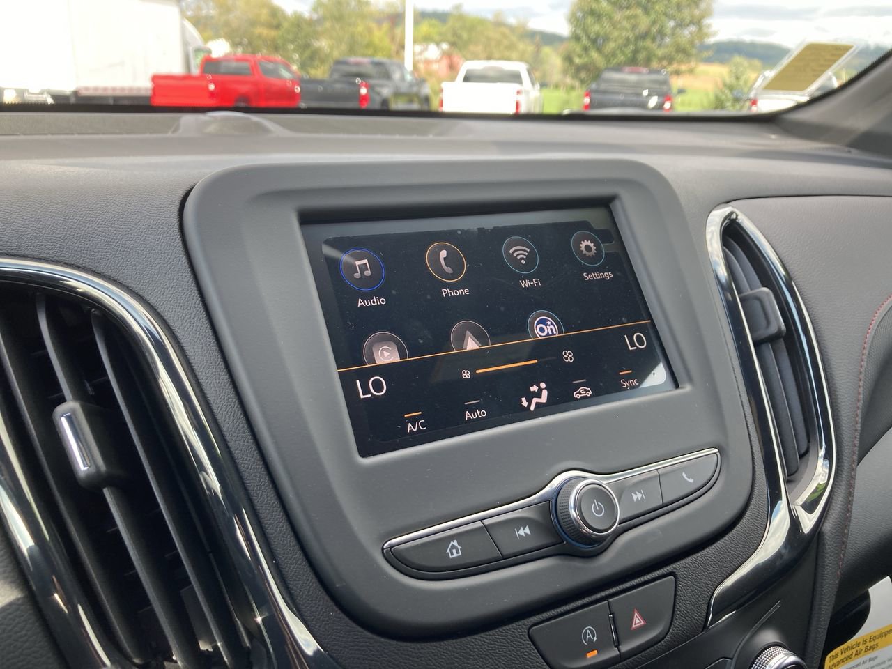 Used 2024 Chevrolet Equinox RS w/ LPO, Floor Liner Package AWD/4WD image 28