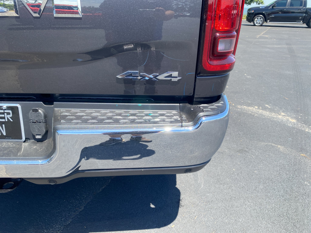 New 2026 RAM 2500 Tradesman AWD/4WD image 22