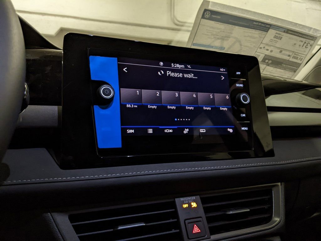 New 2026 Volkswagen Taos SE FWD image 16