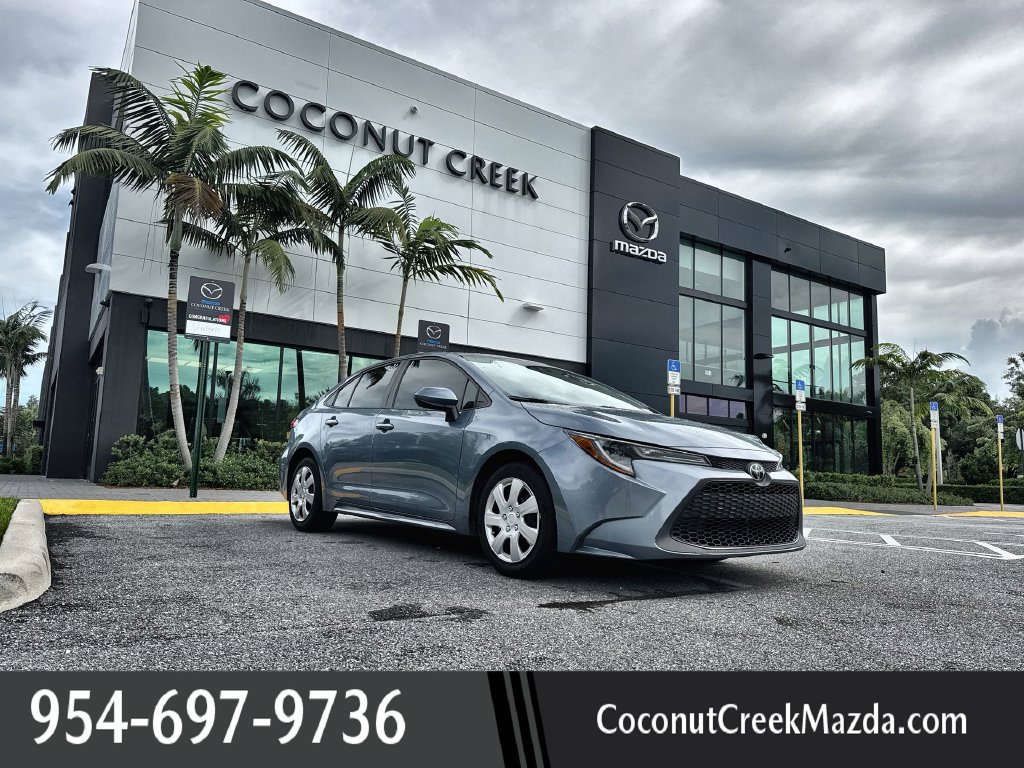 Used 2020 Toyota Corolla LE FWD image 1