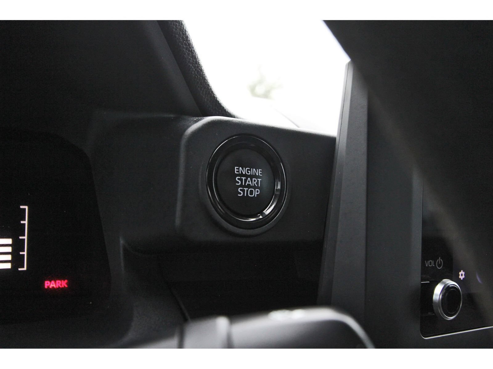 Used 2024 Toyota Tacoma SR RWD image 29