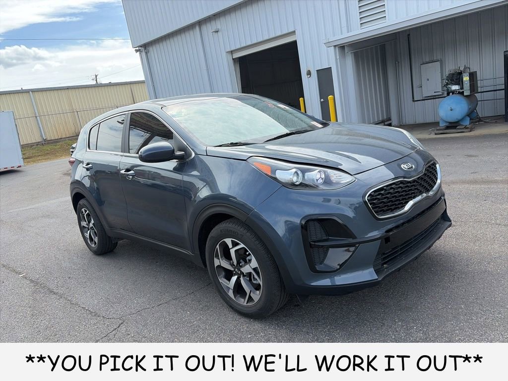 Used 2022 Kia Sportage LX image 1