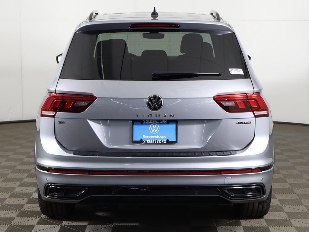 Used 2024 Volkswagen Tiguan SE R-Line AWD/4WD image 13