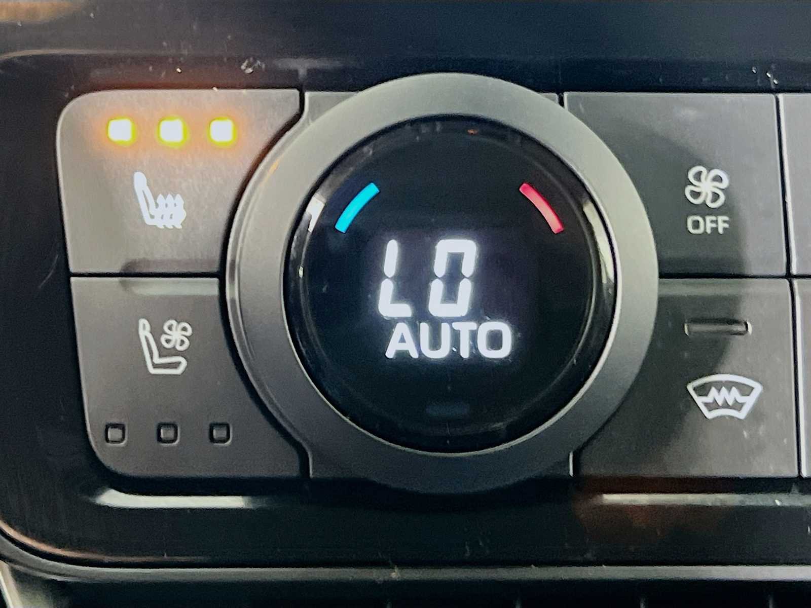 Used 2024 Toyota Grand Highlander AWD image 20