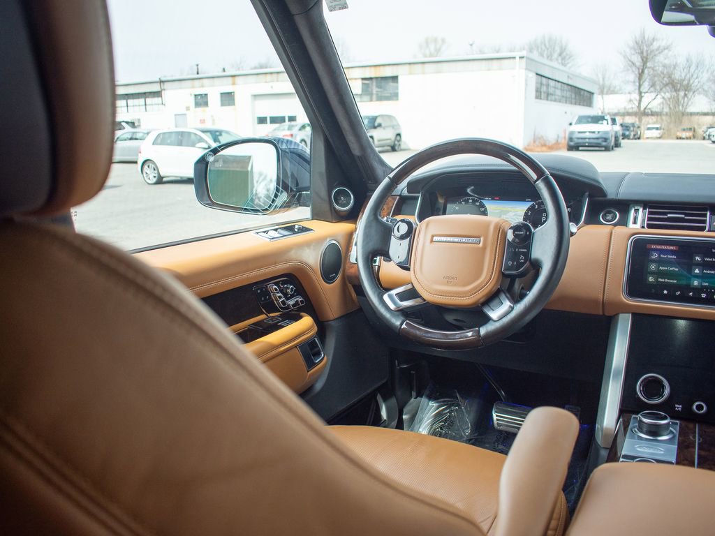 Used 2020 Land Rover Range Rover Long Wheelbase Autobiography image 19