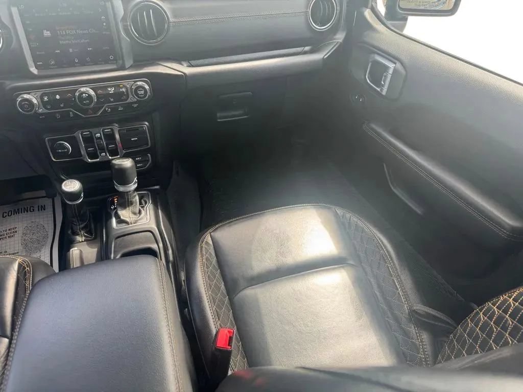 Used 2021 Jeep Wrangler Unlimited Sahara AWD/4WD image 20