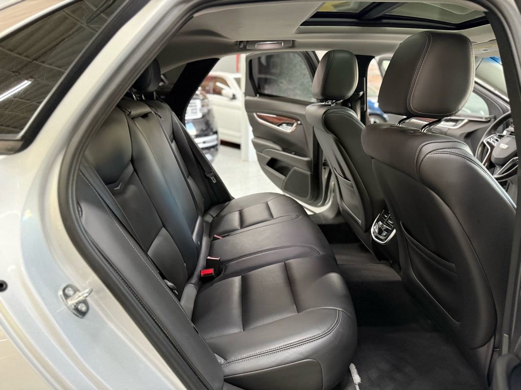 Used 2017 Cadillac XTS Luxury w/ Driver Awareness Package FWD image 17