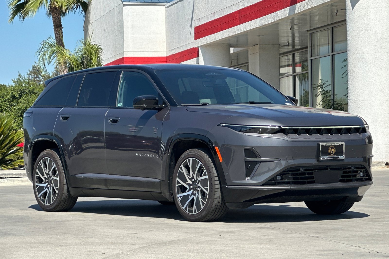 New 2025 Jeep Wagoneer Limited image 9