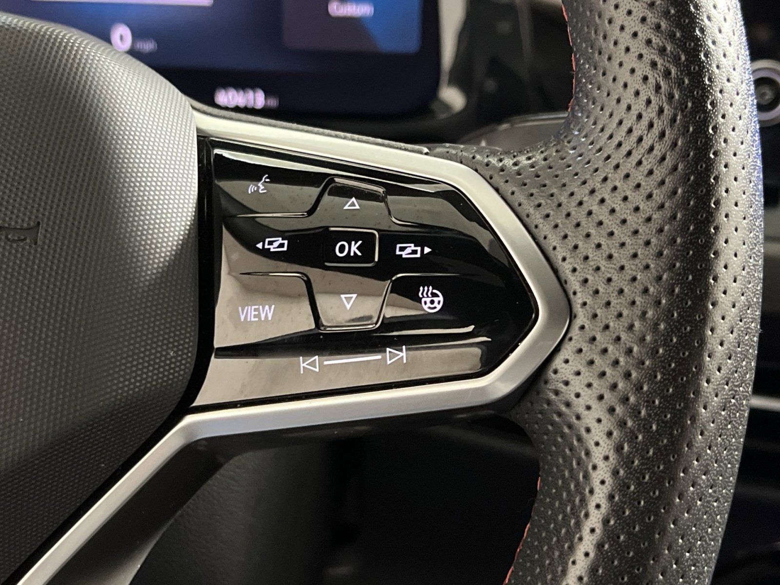 Used 2024 Volkswagen GTI S image 28