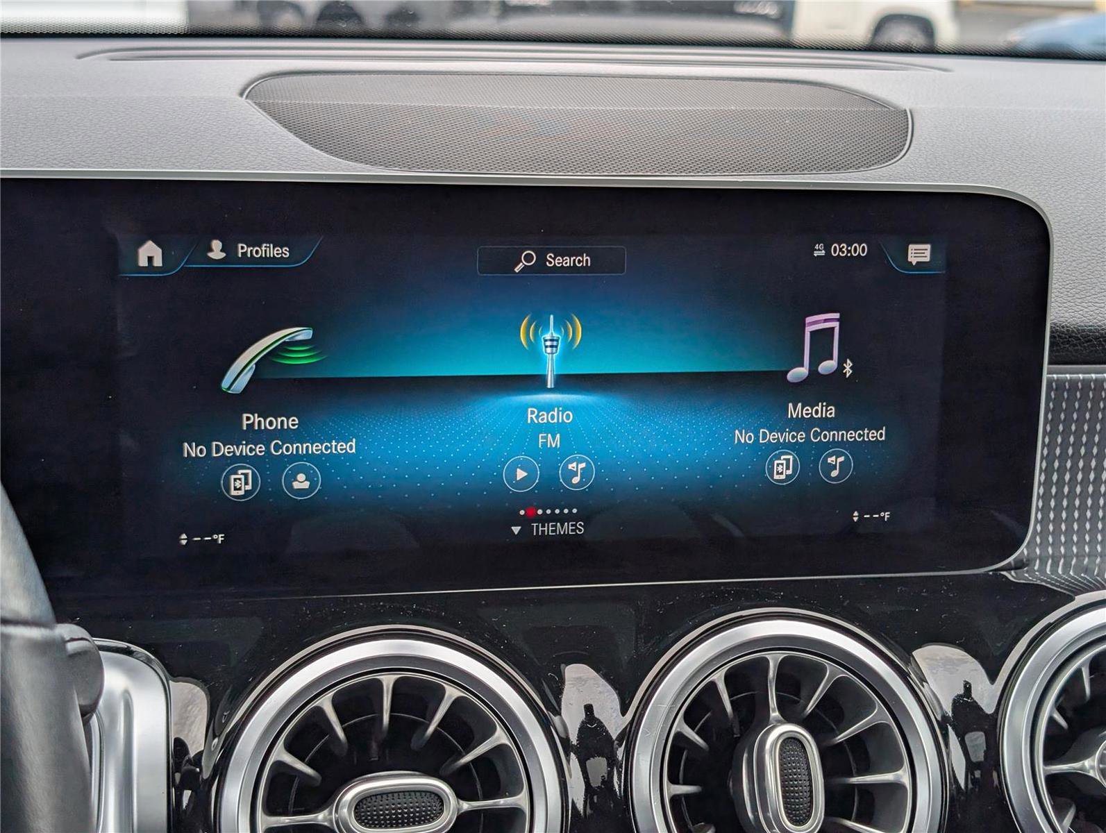 Used 2021 Mercedes-Benz GLB 250 4MATIC image 28