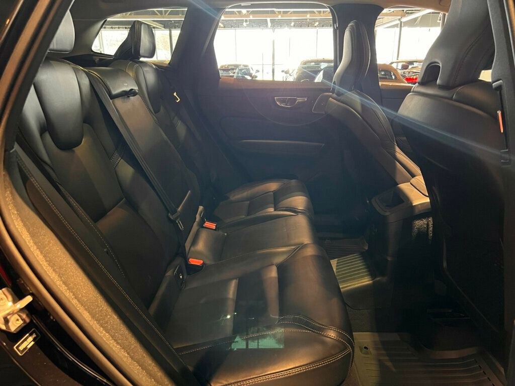 Used 2022 Volvo XC60 T8 Inscription w/ Advanced Package image 30