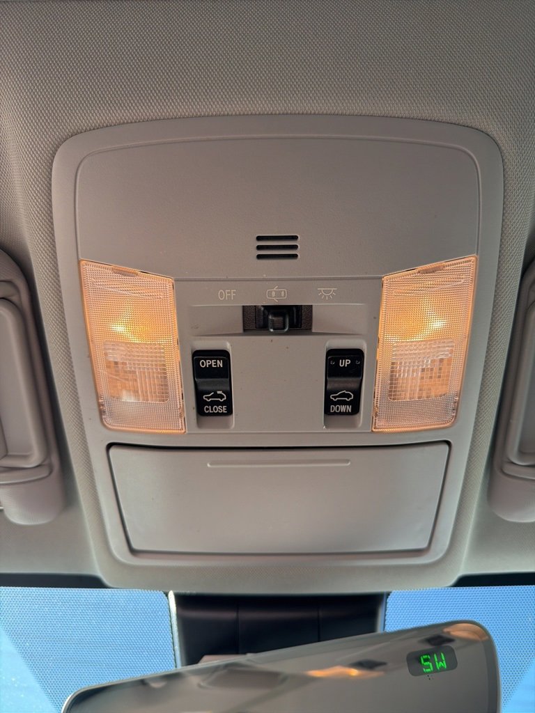 Used 2018 Toyota RAV4 Limited image 28