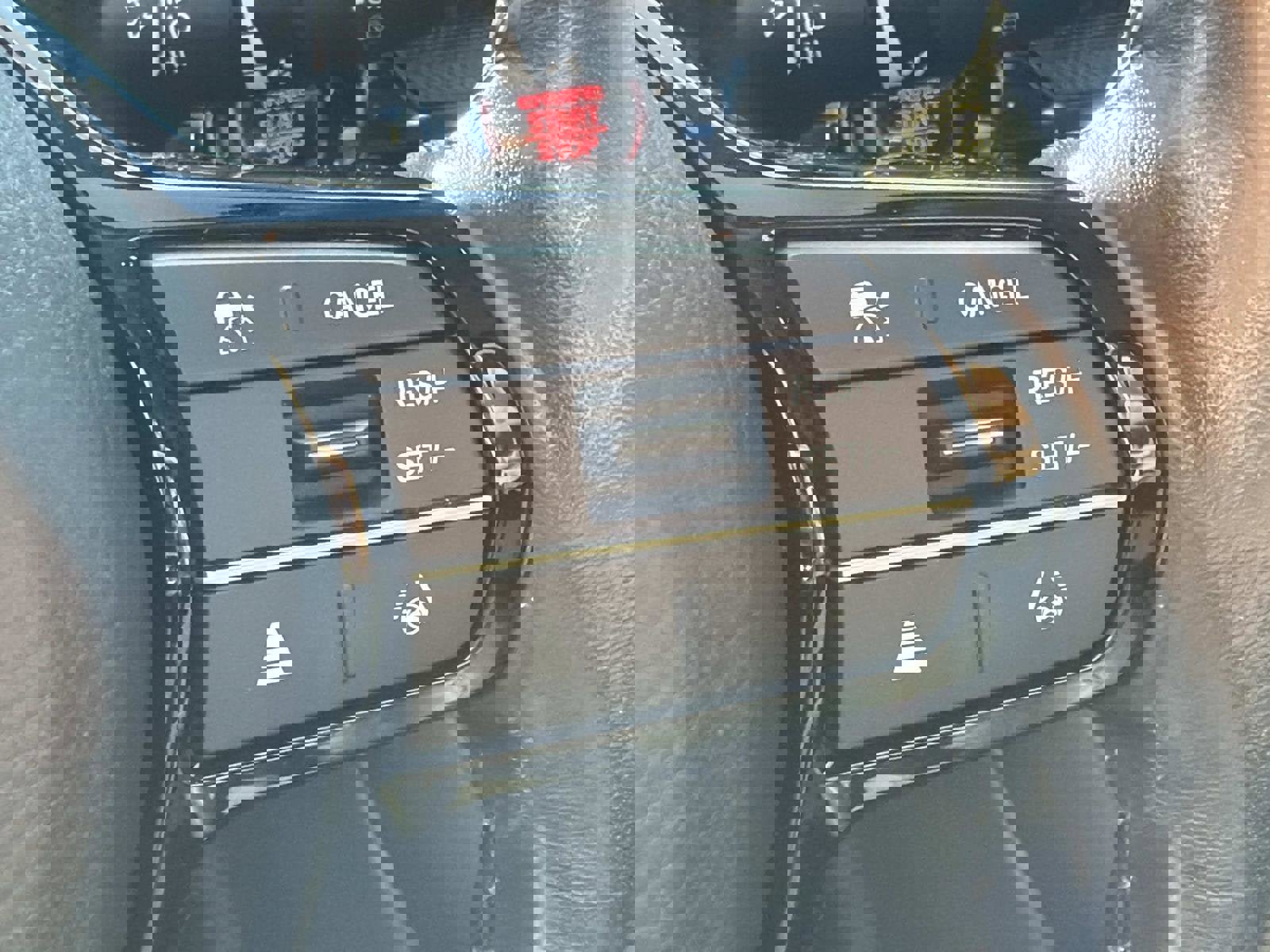 Used 2023 Honda CR-V EX-L image 7