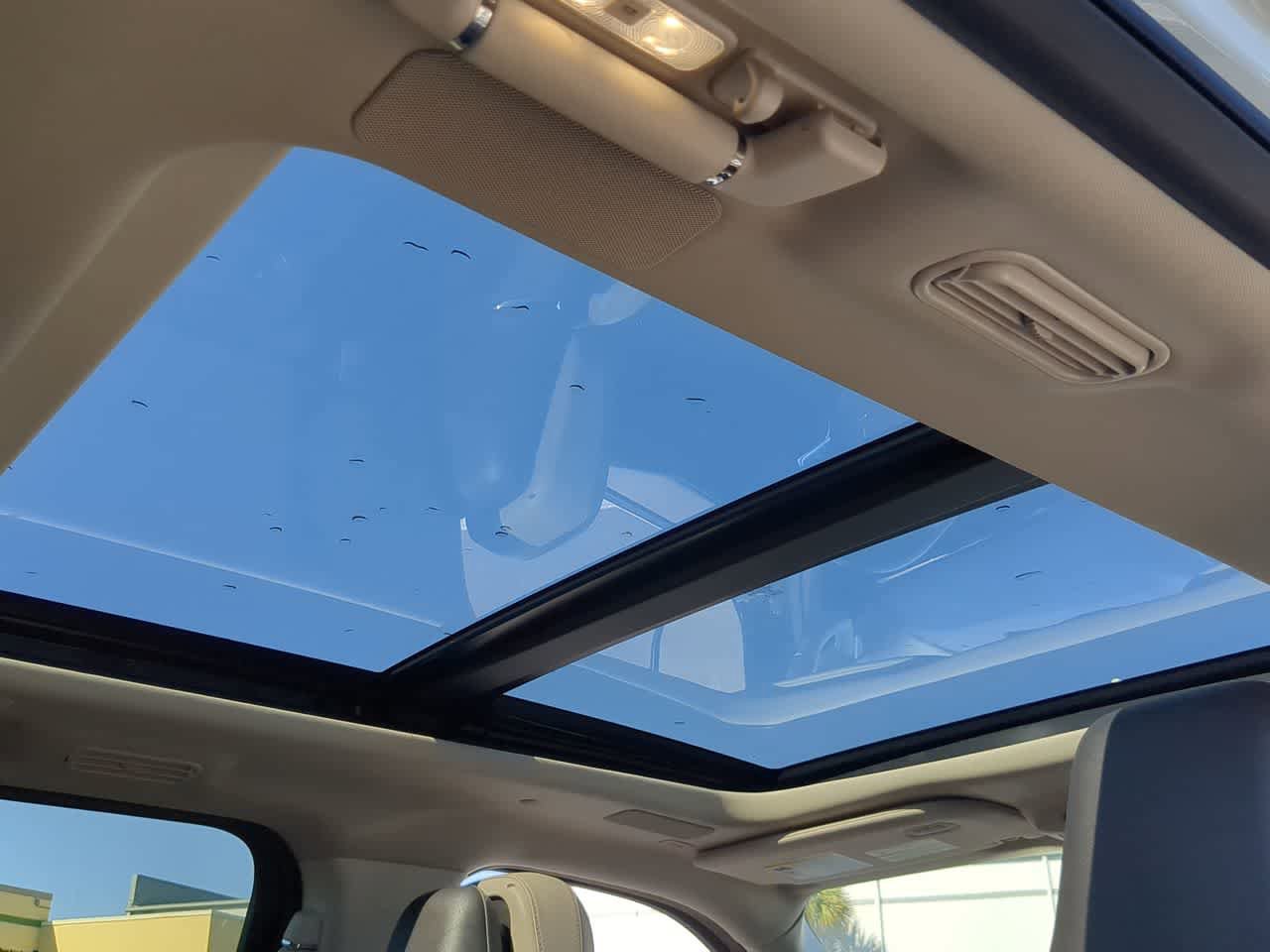 Used 2024 Lincoln Navigator Reserve image 21