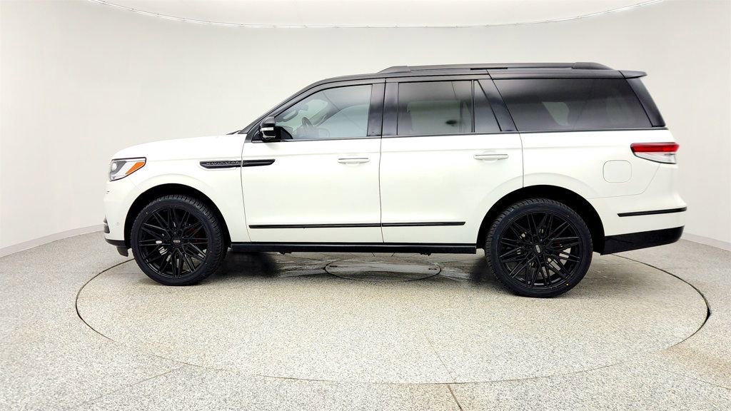 Used 2024 Lincoln Navigator Black Label AWD/4WD image 8