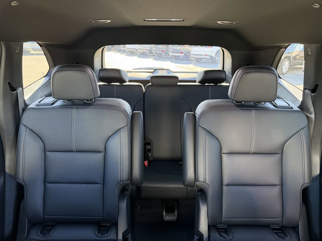 New 2026 GMC Acadia Elevation w/ Black Edition FWD image 20