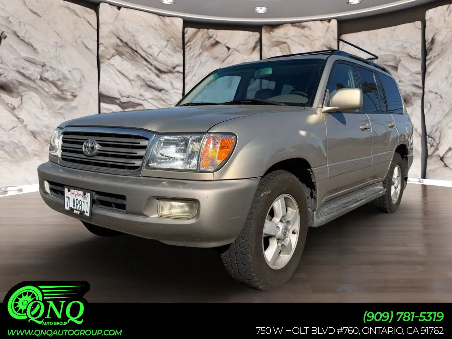 Used 2004 Toyota Land Cruiser w/ Convenience Pkg AWD/4WD image 1