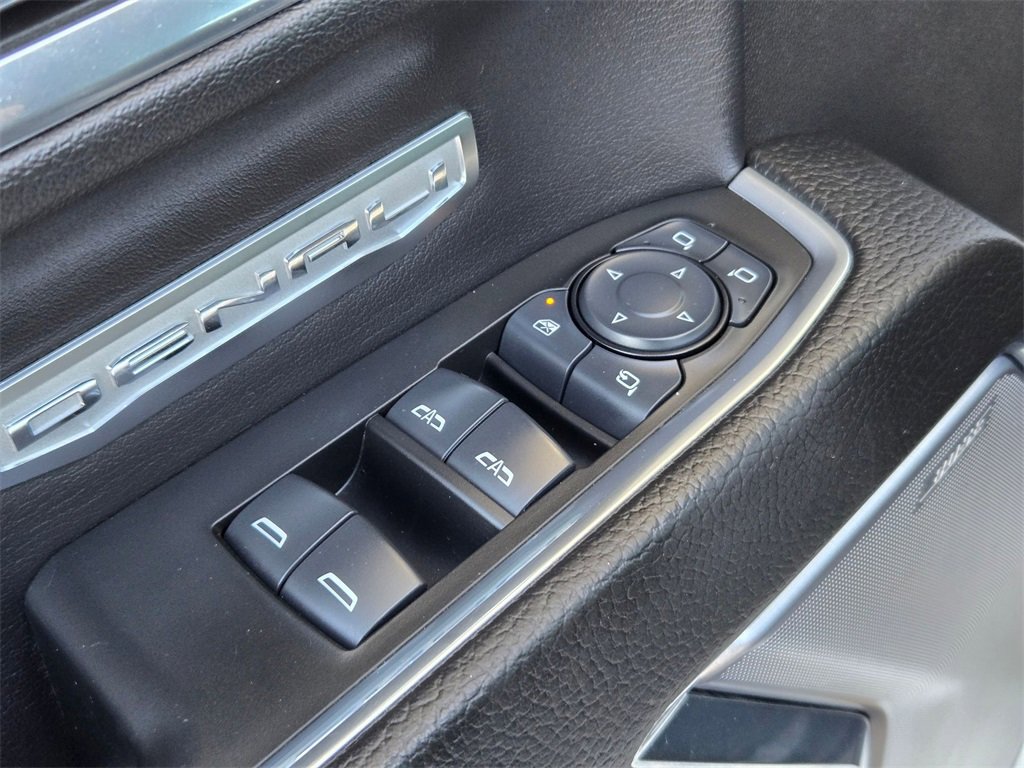 Used 2024 GMC Sierra 1500 Denali w/ Denali Reserve Package image 12