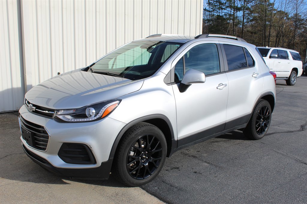 Used 2021 Chevrolet Trax LT w/ Sport Edition image 1