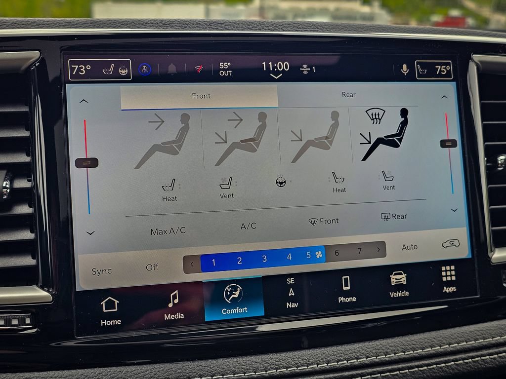 New 2027 Chrysler Pacifica Limited AWD/4WD image 25