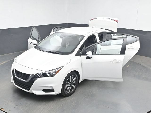 Used 2020 Nissan Versa SV FWD image 46
