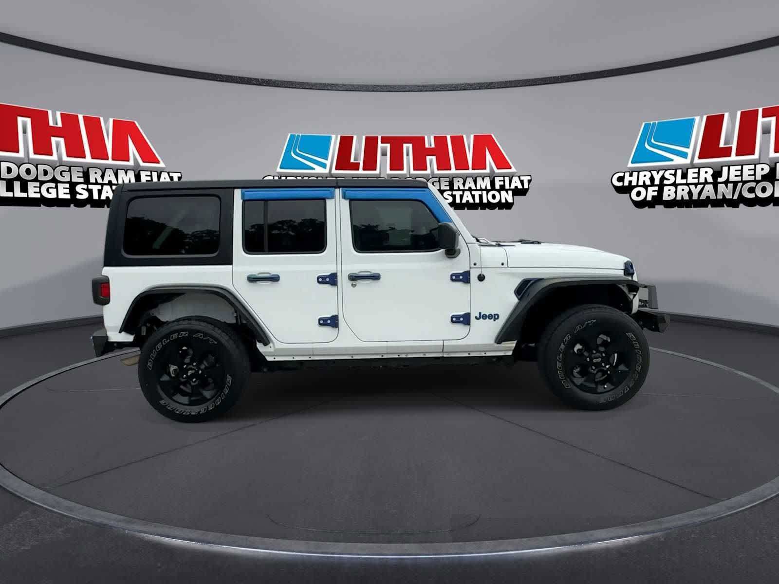 Used 2023 Jeep Wrangler Unlimited Sport AWD/4WD image 9