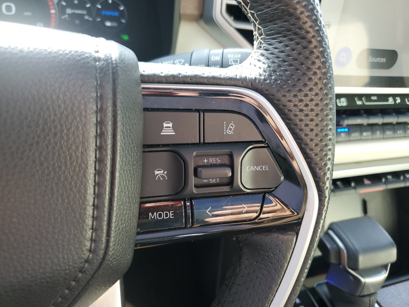 Certified 2025 Toyota Sequoia Capstone AWD/4WD image 25