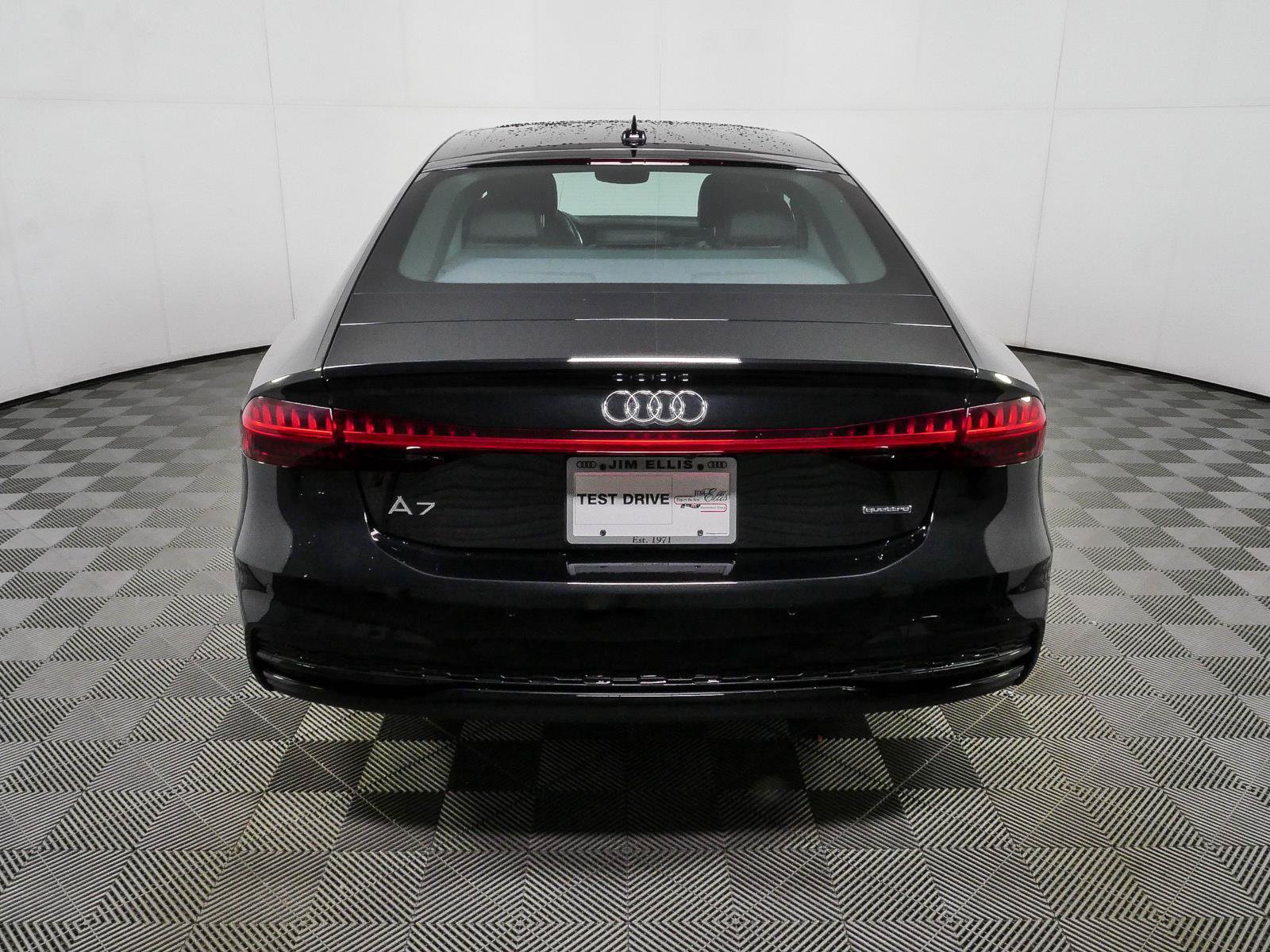 Used 2023 Audi A7 3.0T Prestige w/ Luxury Package AWD/4WD image 31