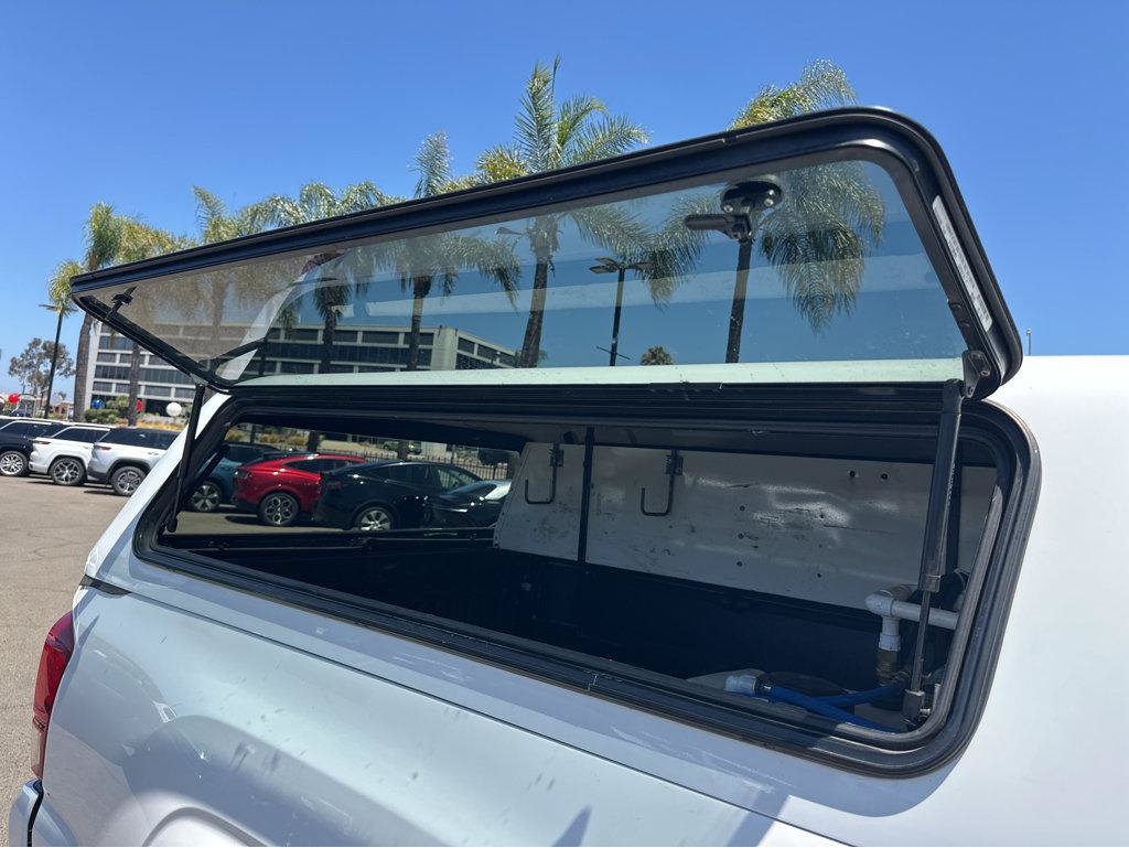 Used 2021 Toyota Tacoma SR AWD/4WD image 38