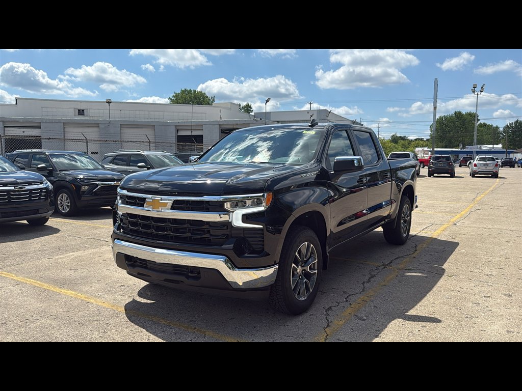 New 2026 Chevrolet Silverado 1500 LT image 2
