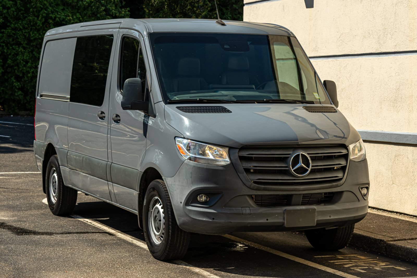 Used 2021 Mercedes-Benz Sprinter 2500 image 12