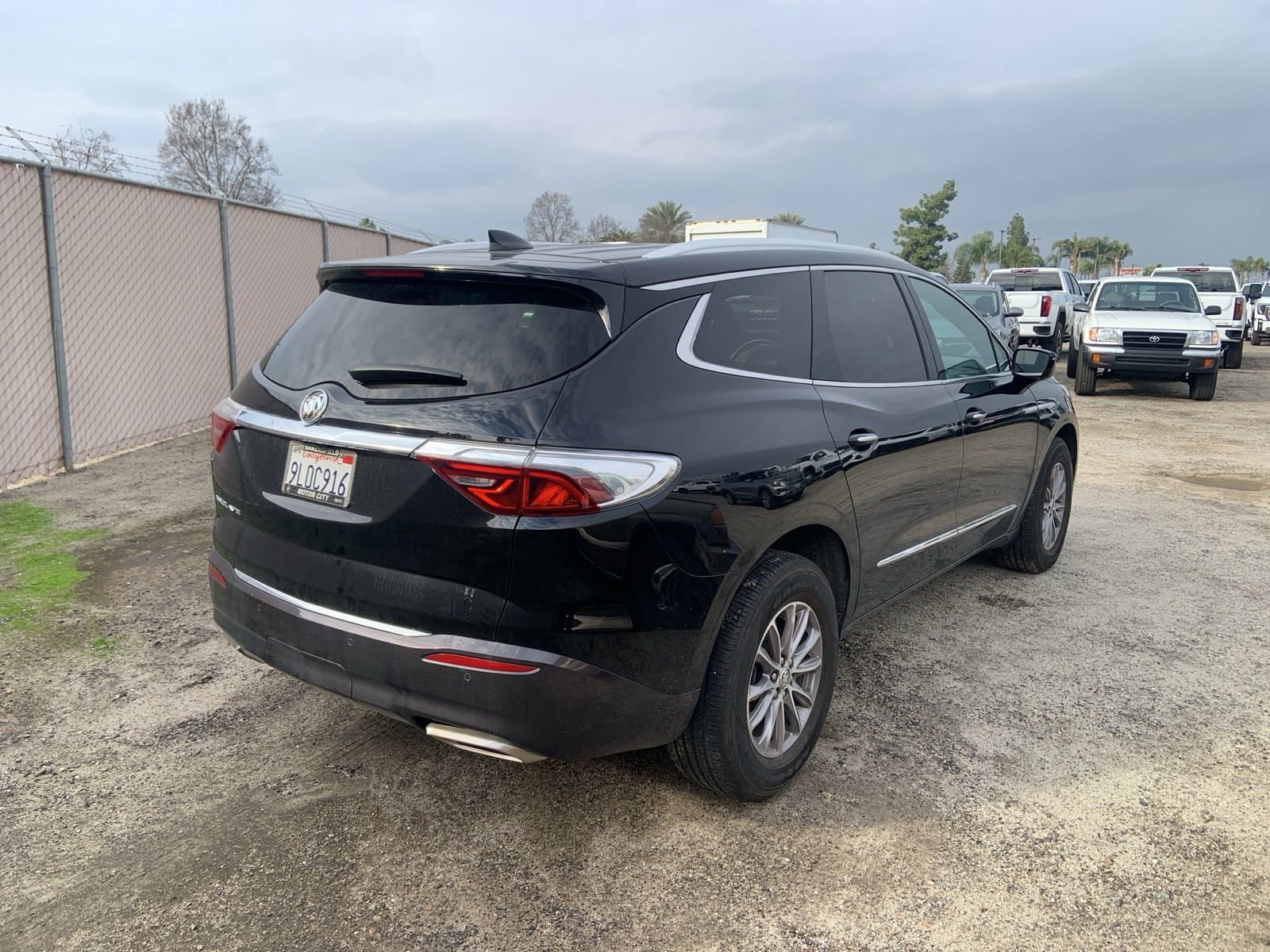 Used 2023 Buick Enclave Premium image 4