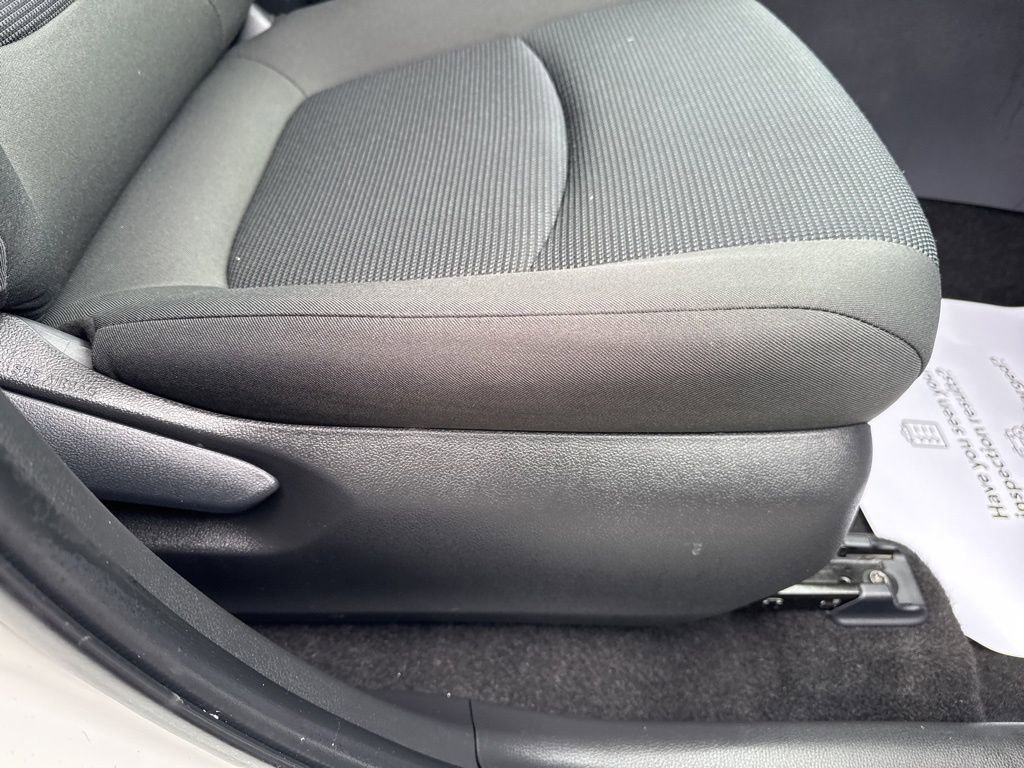 Certified 2025 Toyota RAV4 LE image 29