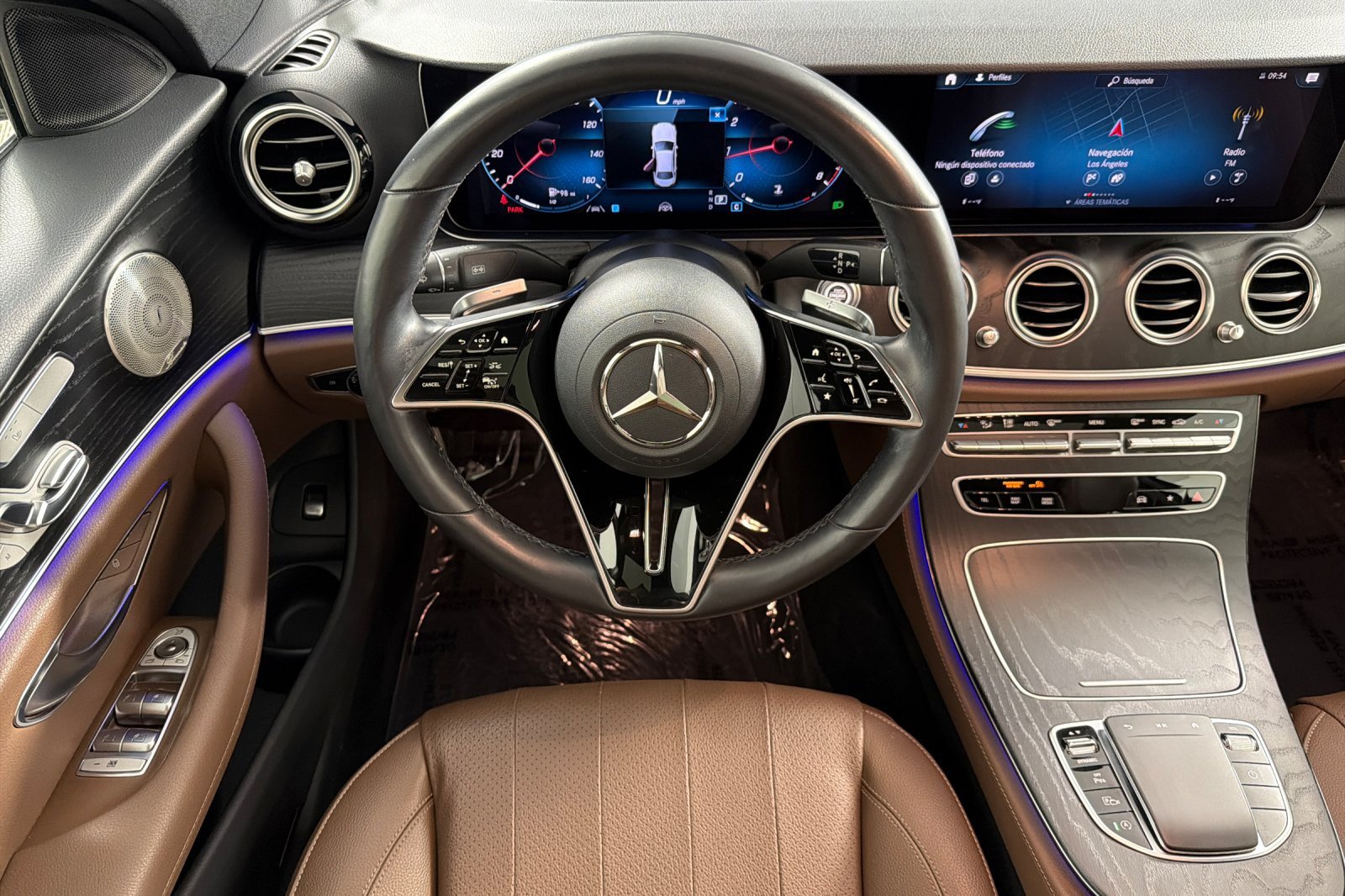 Used 2023 Mercedes-Benz E 350 4MATIC Sedan image 13