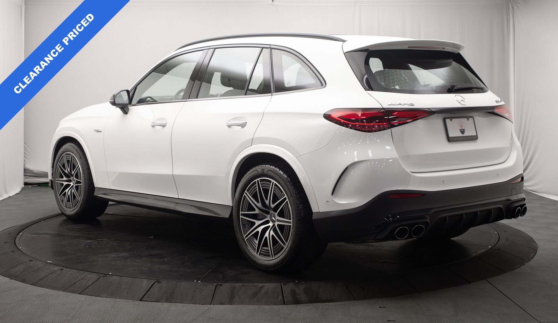 Used 2025 Mercedes-Benz GLC 43 AMG 4MATIC image 5
