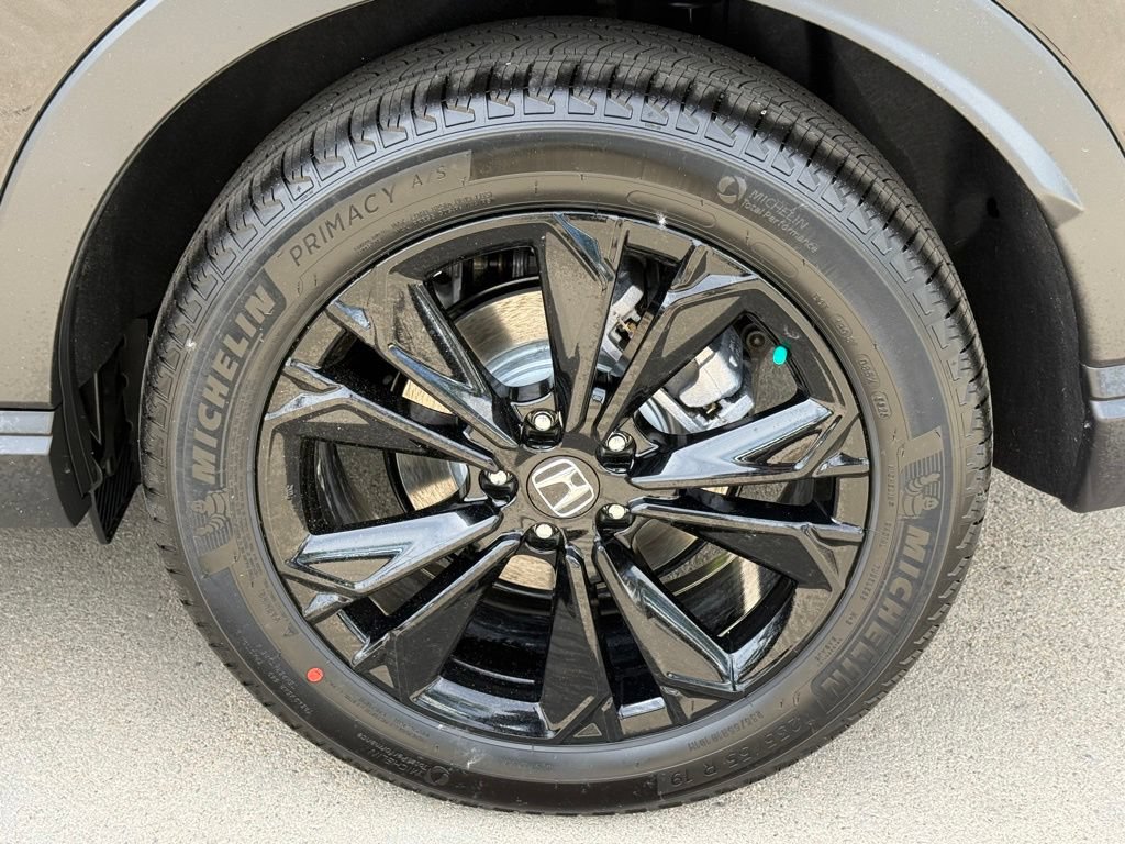 Certified 2026 Honda CR-V Sport Touring image 12